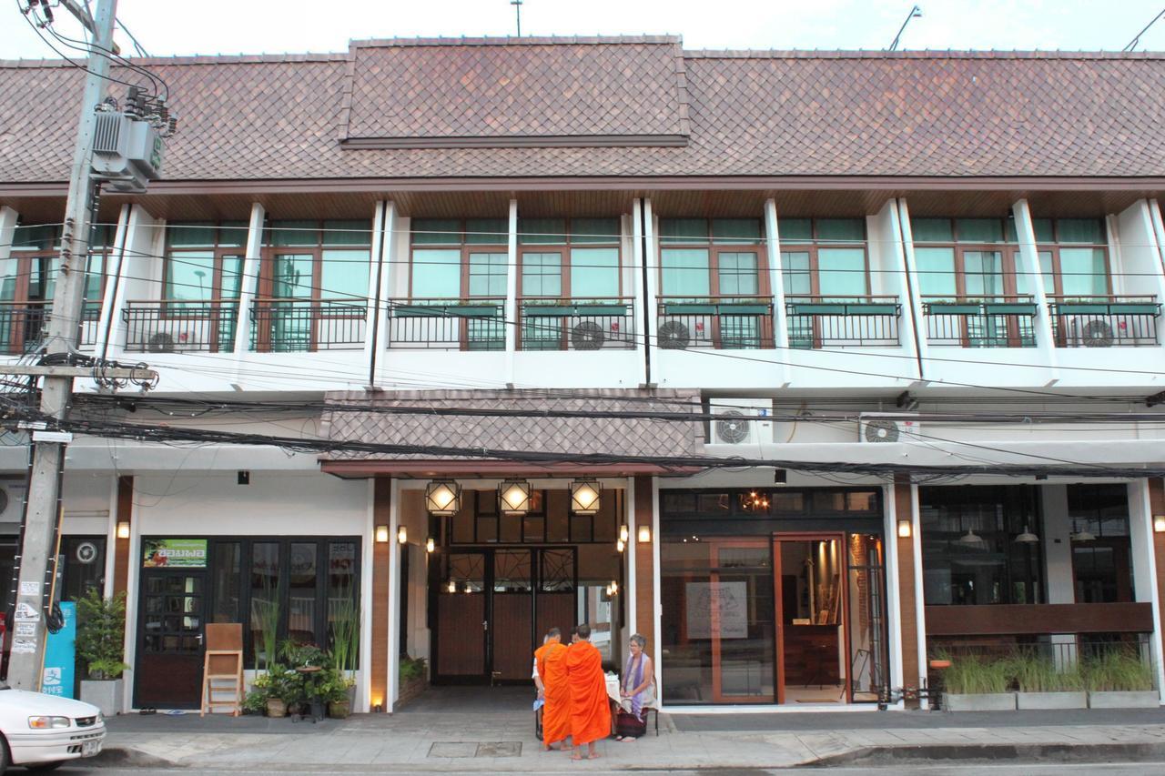 The Old City Wall Inn Chiang Mai Esterno foto