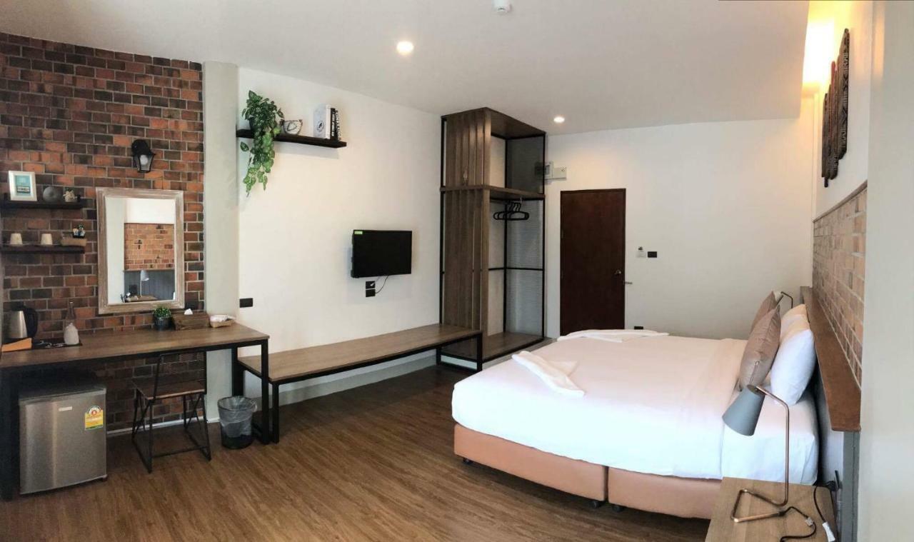 The Old City Wall Inn Chiang Mai Esterno foto